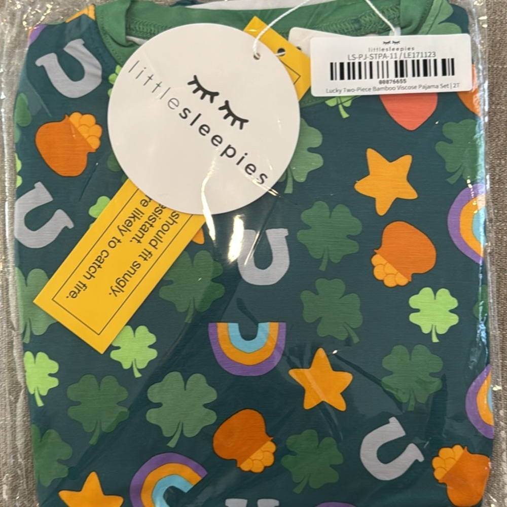 NIB Lucky Two Piece long sleeve set